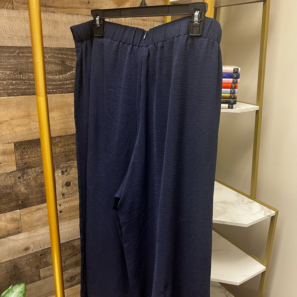 Roylamp Women’s Two-Piece Basic Top & Cropped Pan… - image 4